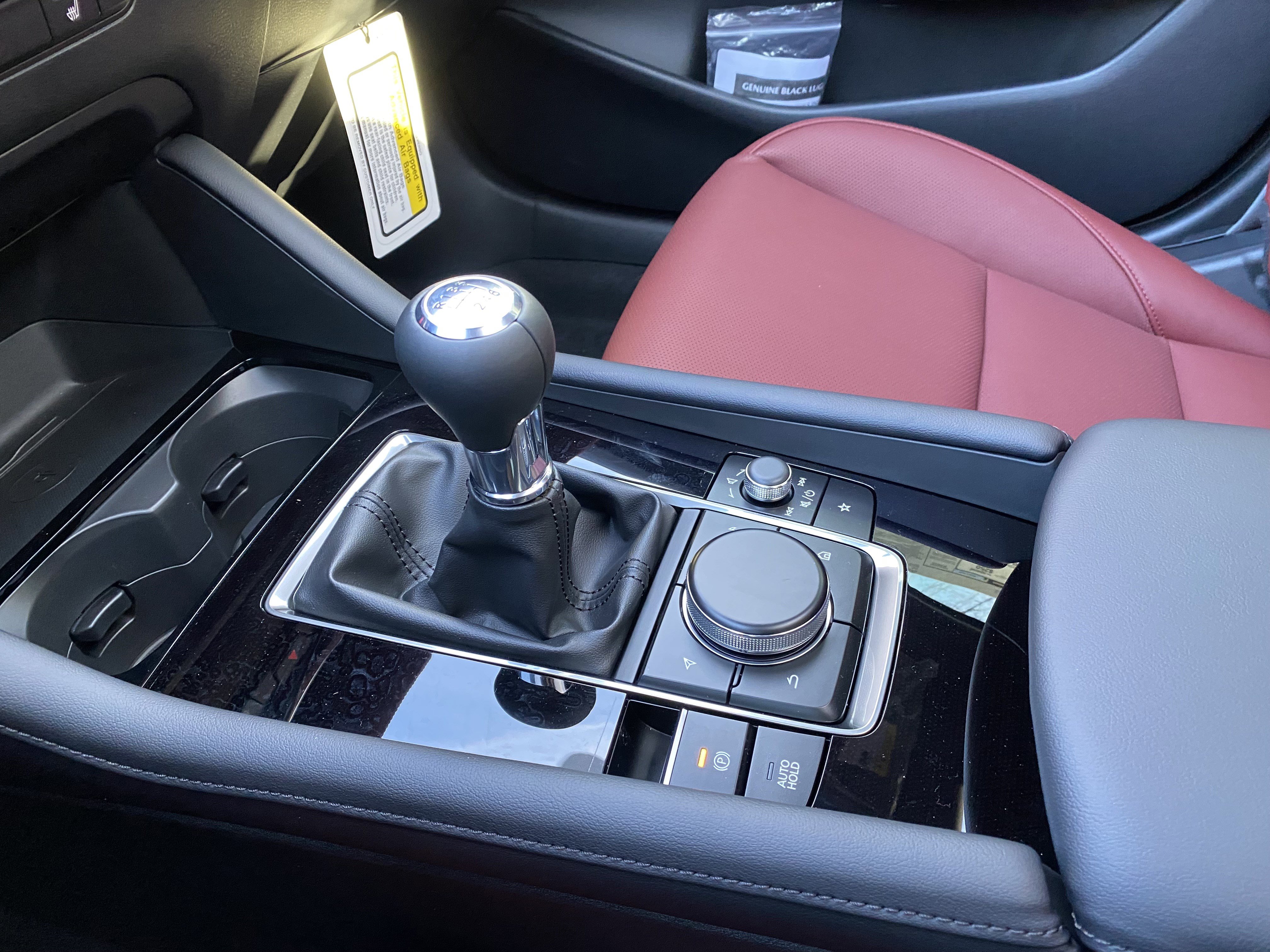 2026 MAZDA Mazda3 2.5 S Hatchback w/ Premium Pkg