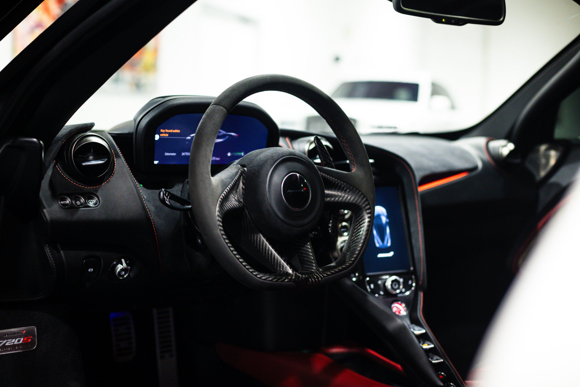 Used 2018 McLaren 720S Performance photo 57