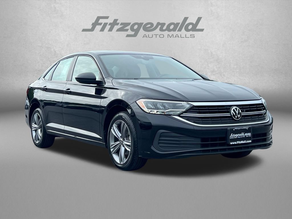 Used 2024 Volkswagen Jetta SE