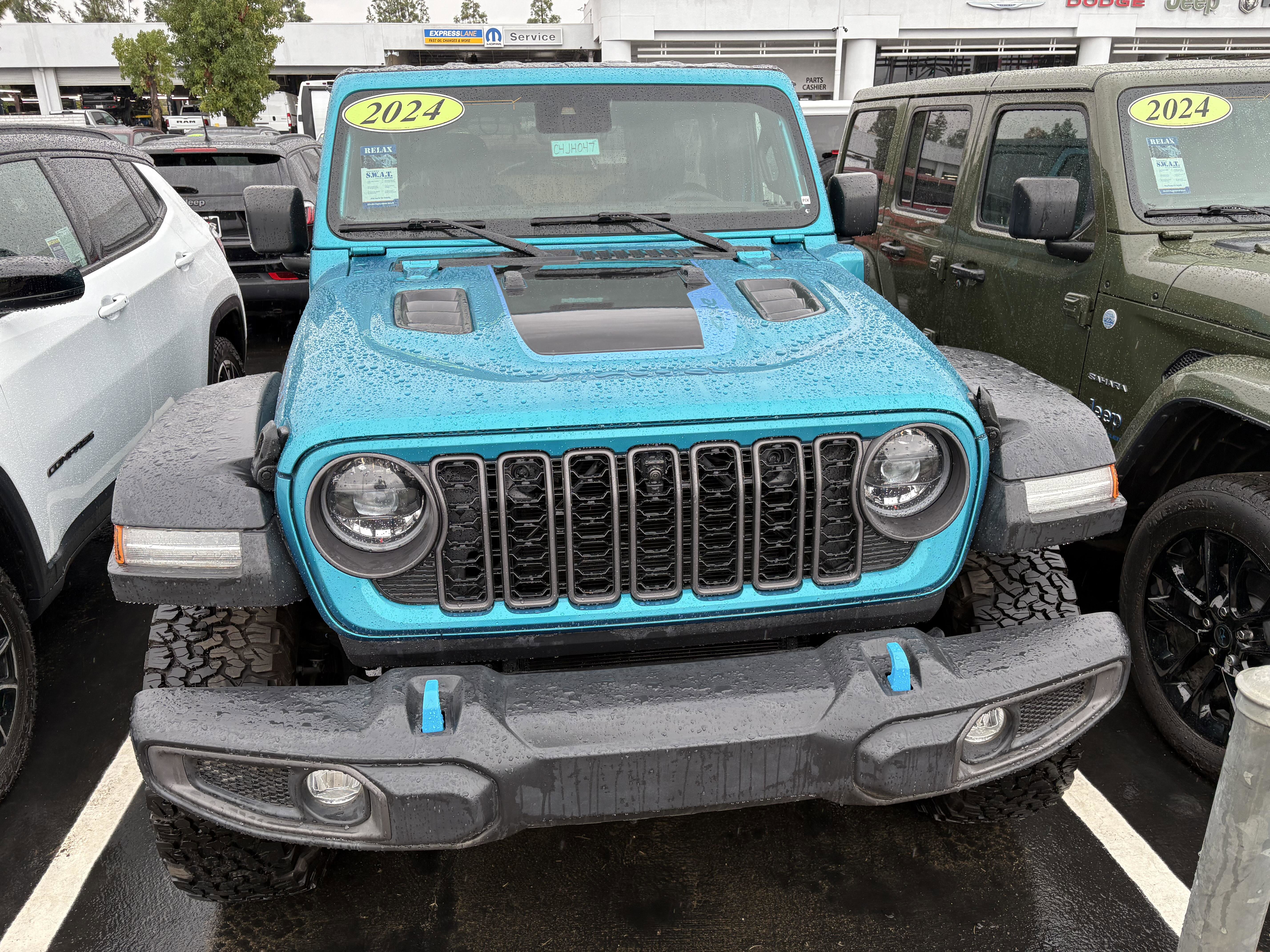 New 2024 Jeep Wrangler Unlimited Rubicon 4xe w/ Technology Group