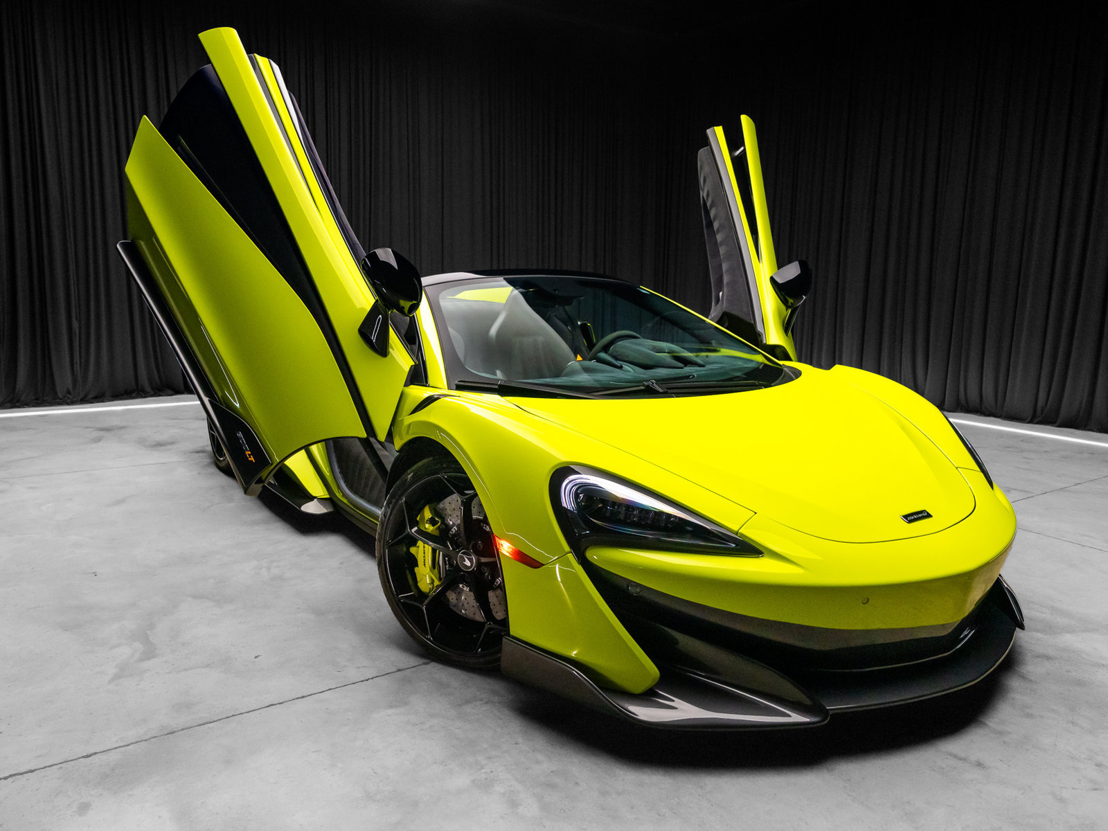 Used 2020 McLaren 600LT Spider photo 21