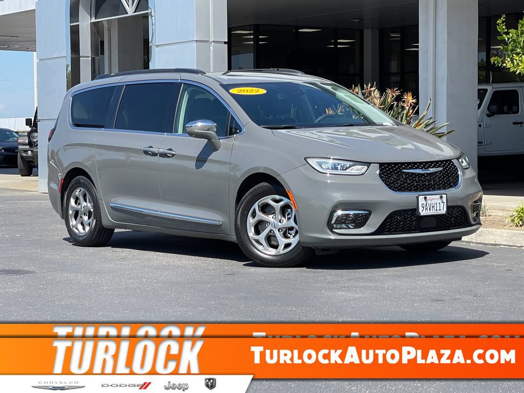 Used 2022 Chrysler Pacifica Limited