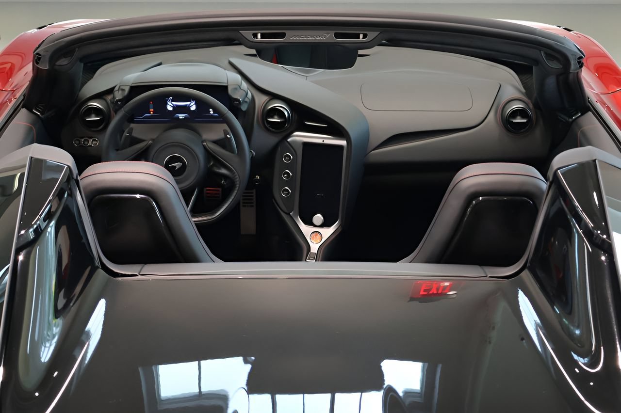New 2027 McLaren 750S Spider photo 12