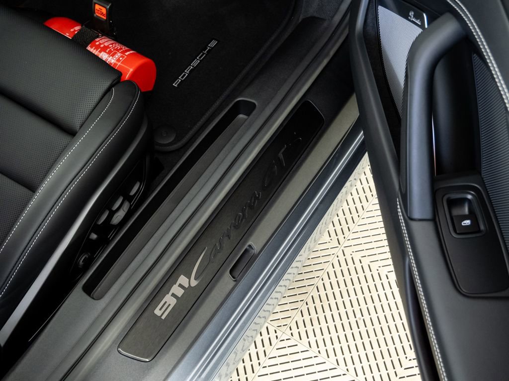 2026 Porsche 911 Carrera GTS