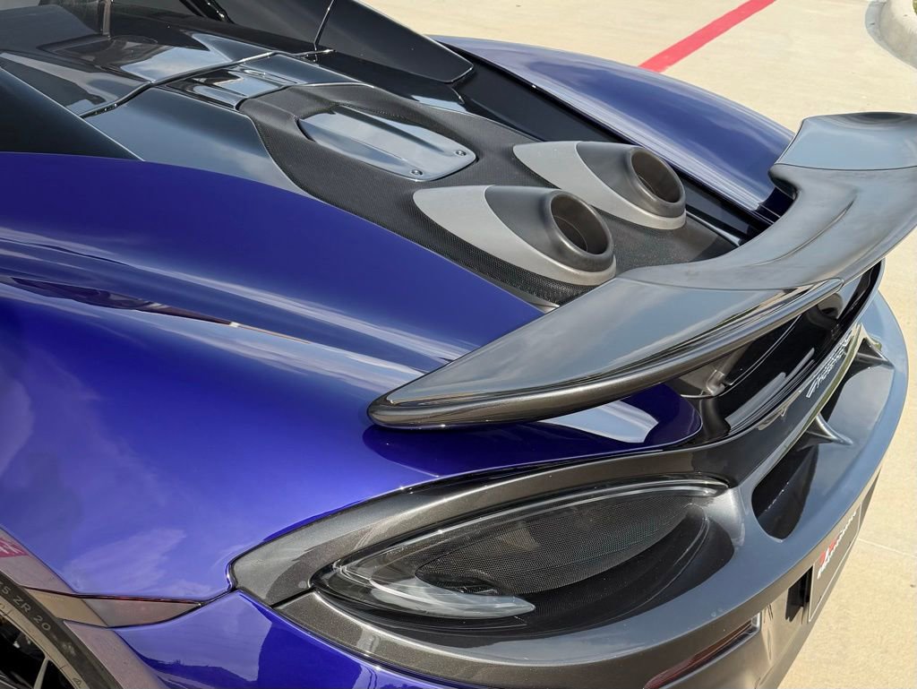 Used 2020 McLaren 600LT Spider photo 21