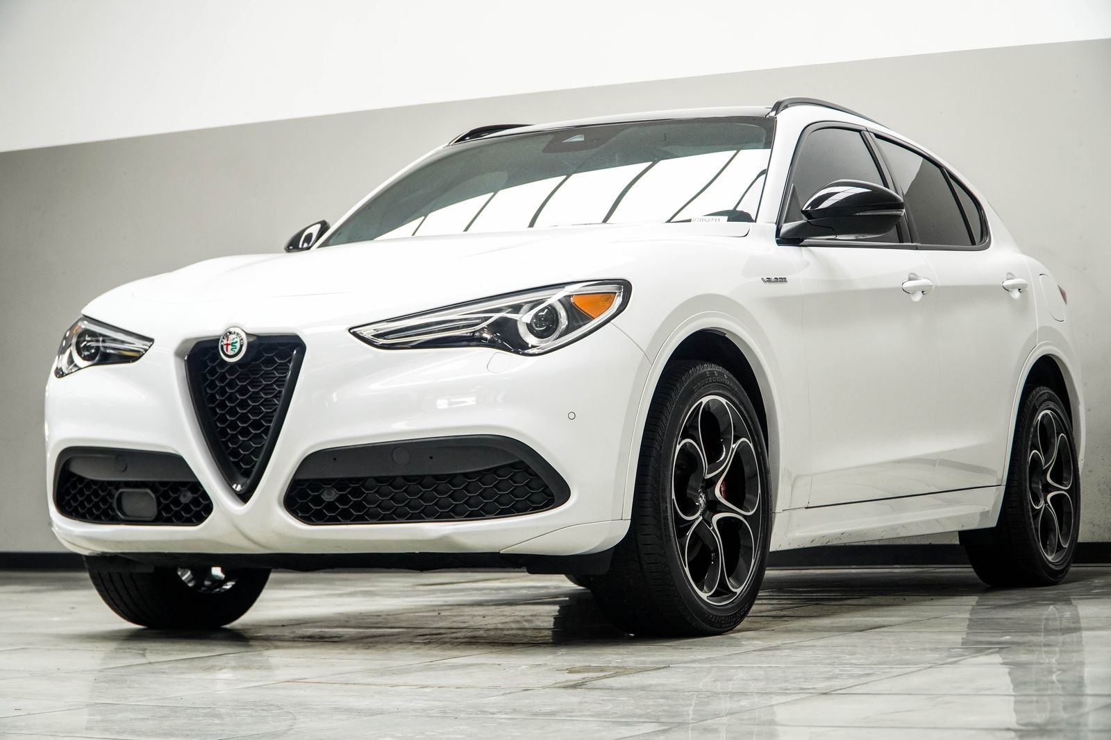 2023 Alfa Romeo Stelvio Veloce