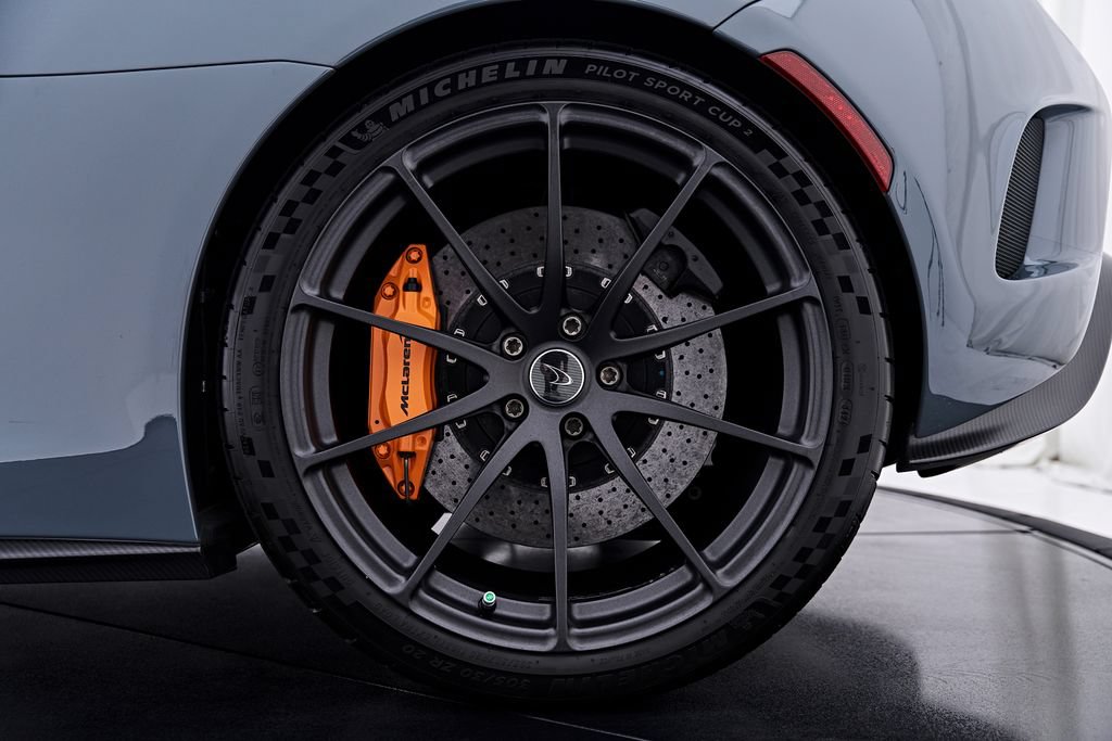 Used 2016 McLaren 675LT Coupe photo 50