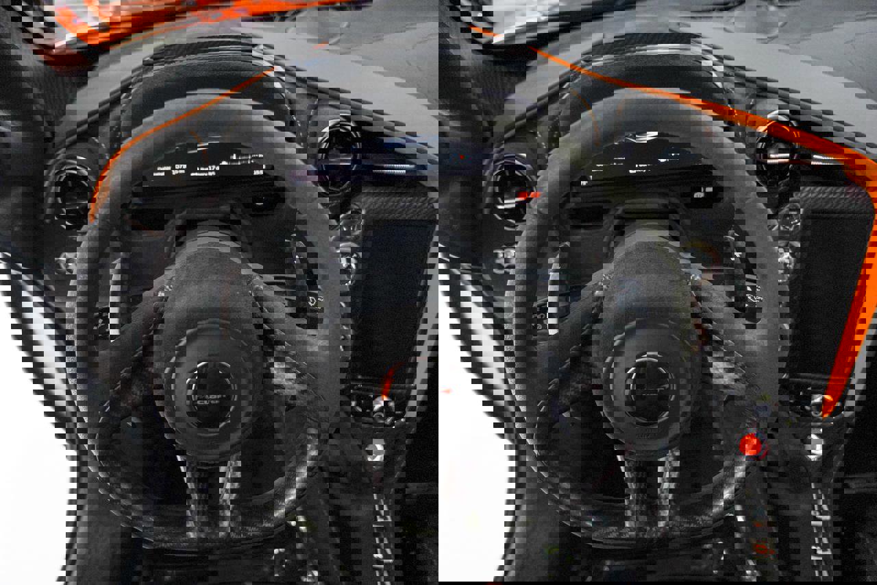 Used 2018 McLaren 720S Performance photo 11