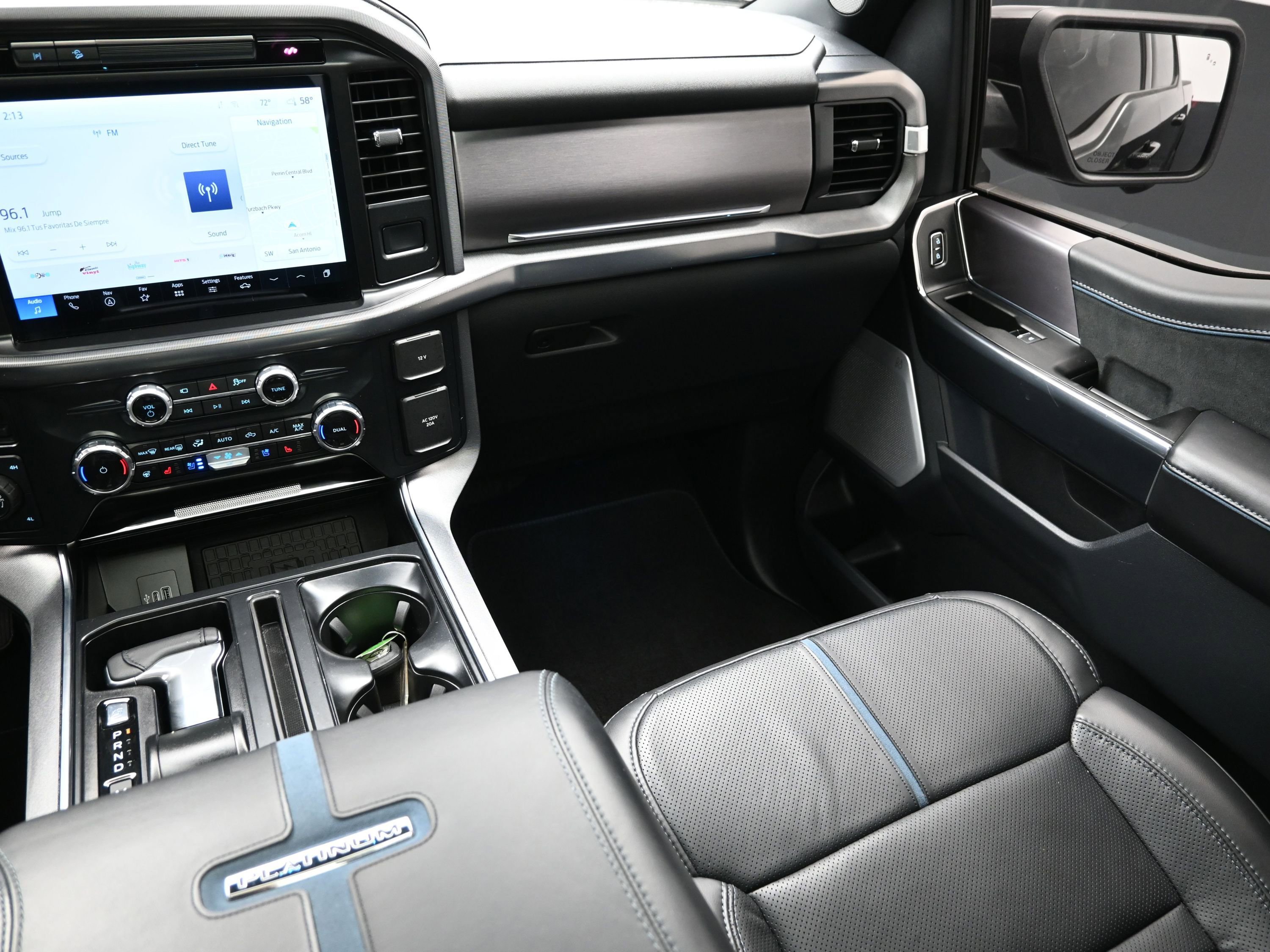 2025 Ford F150 Platinum