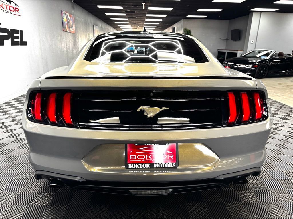 2020 Ford Mustang Coupe