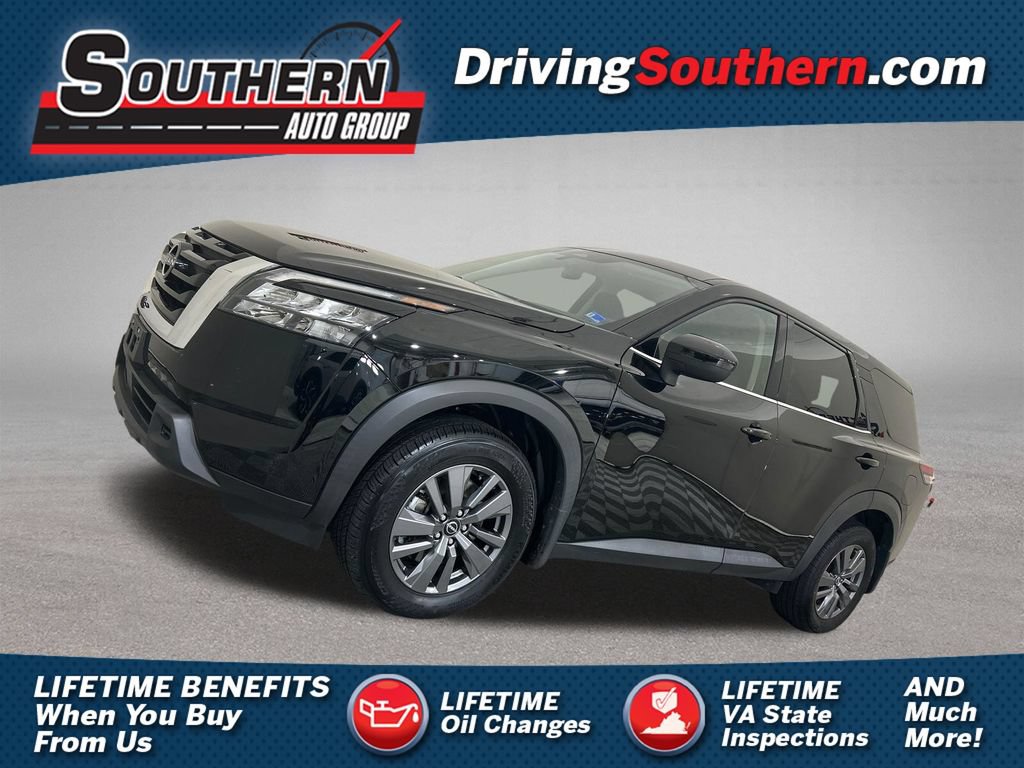 Used 2024 Nissan Pathfinder S w/ Cargo Package