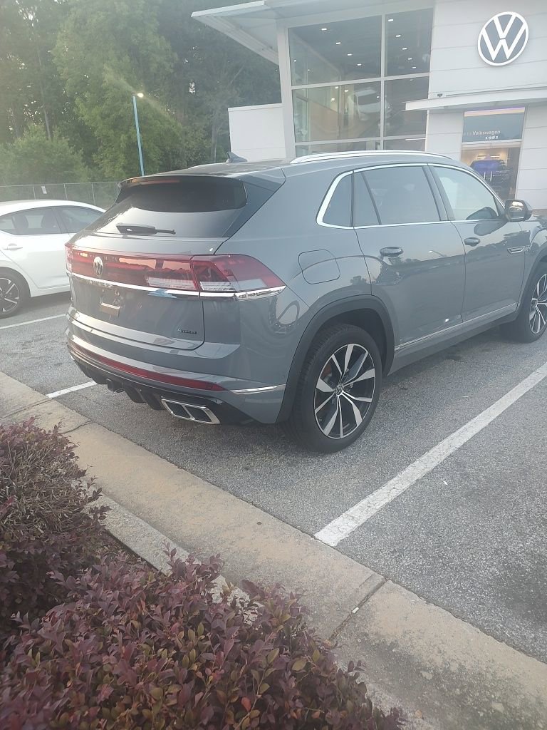 2025 Volkswagen Atlas Cross Sport SEL Premium R-Line