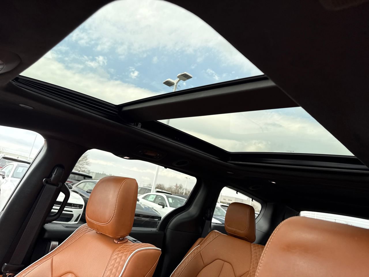 2025 Chrysler Pacifica Pinnacle