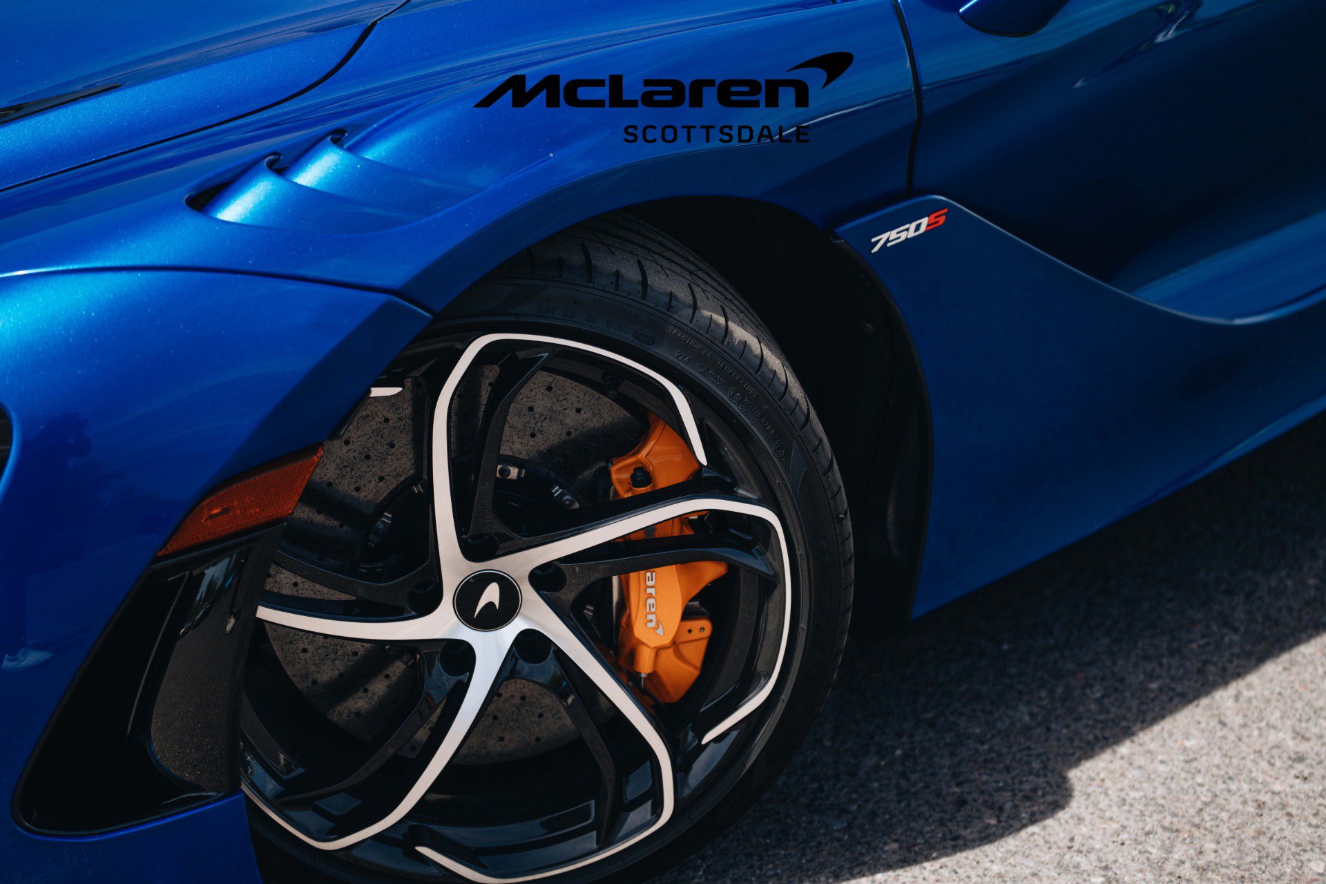 Used 2024 McLaren 750S Spider photo 16