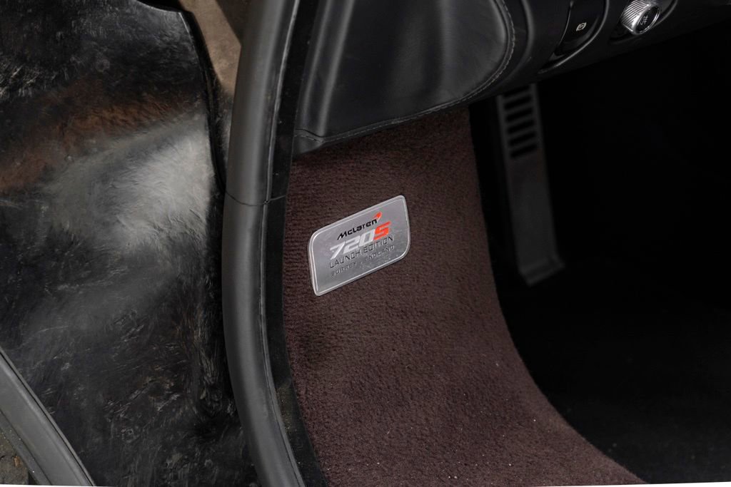 Used 2018 McLaren 720S Performance photo 19