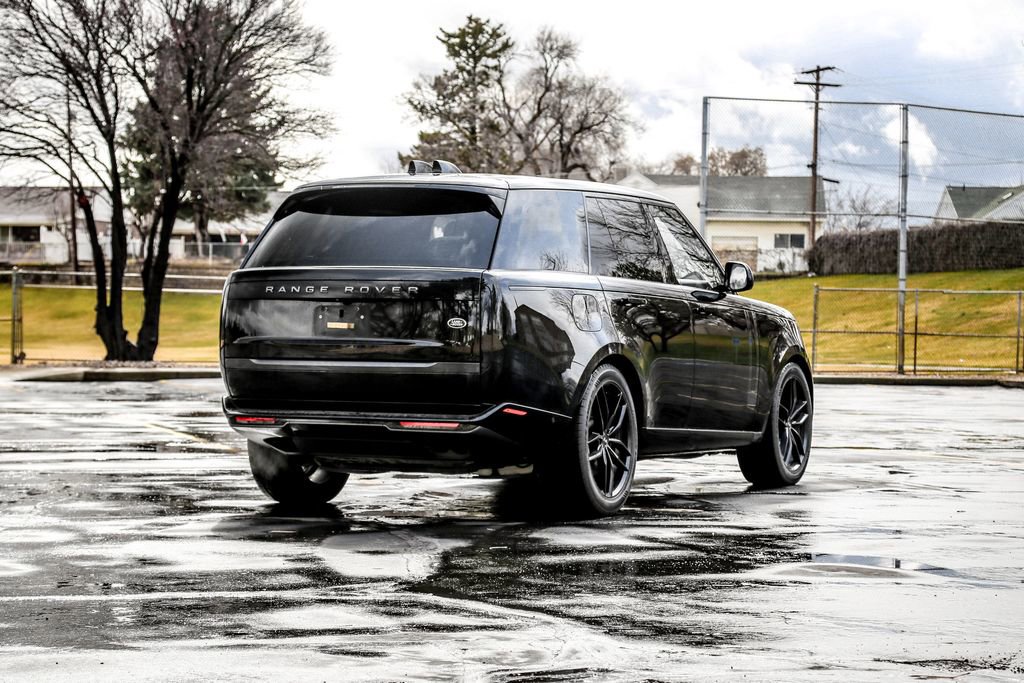 2023 Land Rover Range Rover SE