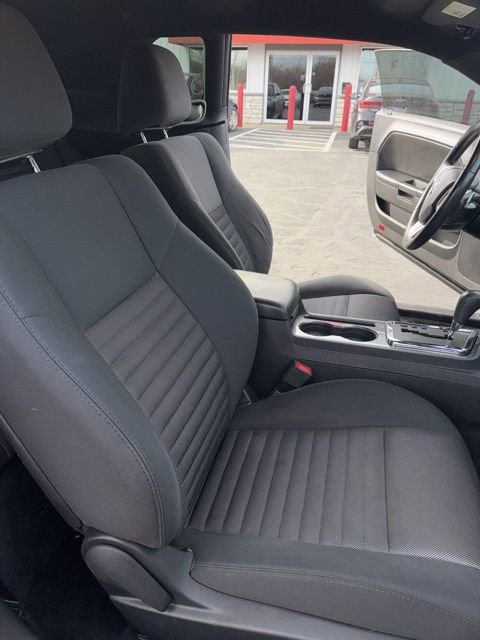 2014 Dodge Challenger SXT