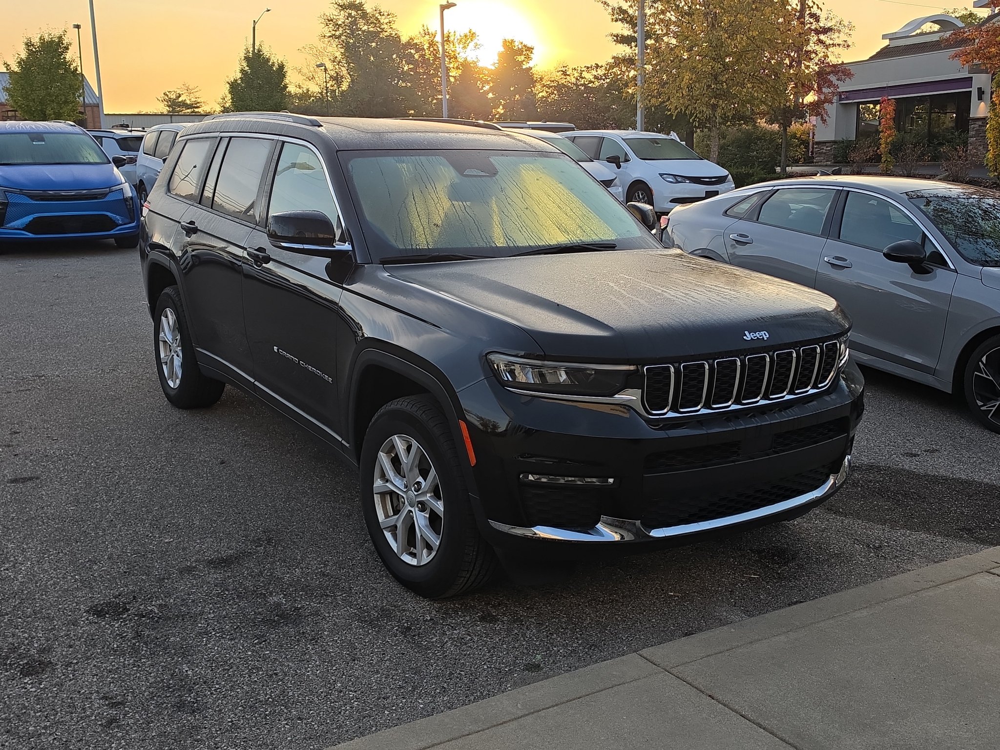Used 2023 Jeep Grand Cherokee L Limited