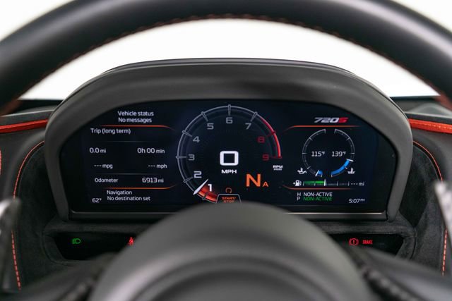 Used 2021 McLaren 720S Performance photo 18