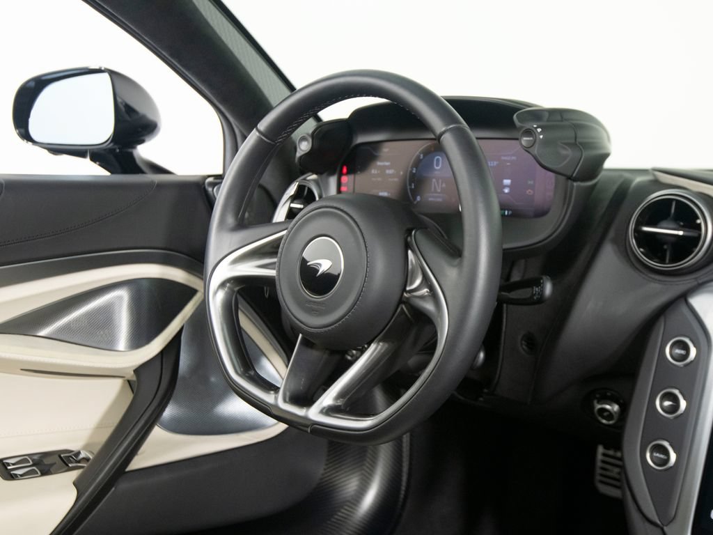 Used 2024 McLaren 750S Spider photo 29