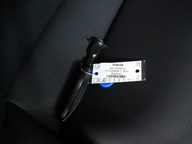 2025 Porsche 911 Carrera T