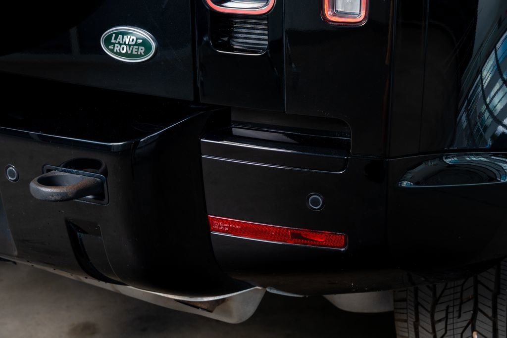 2023 Land Rover Defender 110 X