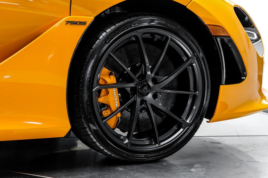 Used 2026 McLaren 750S Spider photo 56