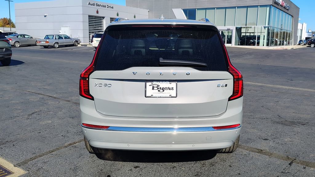 2026 Volvo Xc90 B6 Plus