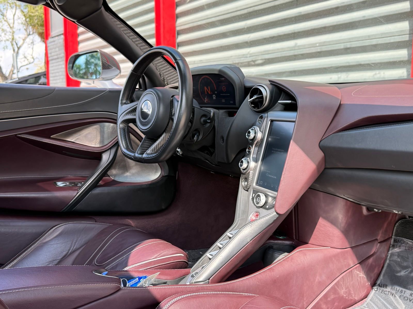 Used 2018 McLaren 720S photo 32