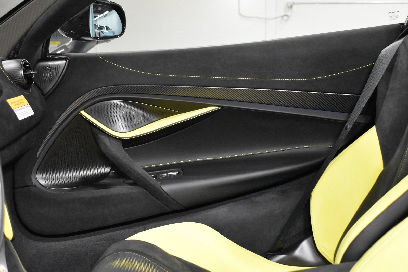 New 2027 McLaren 750S Spider photo 23