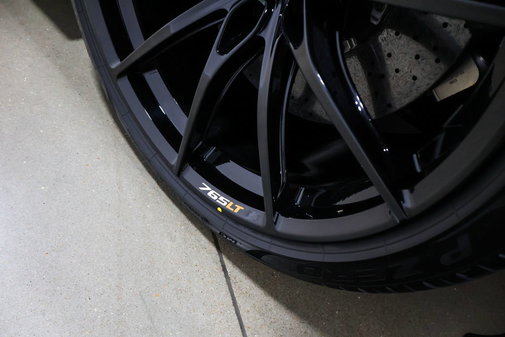 Used 2022 McLaren 765LT photo 93