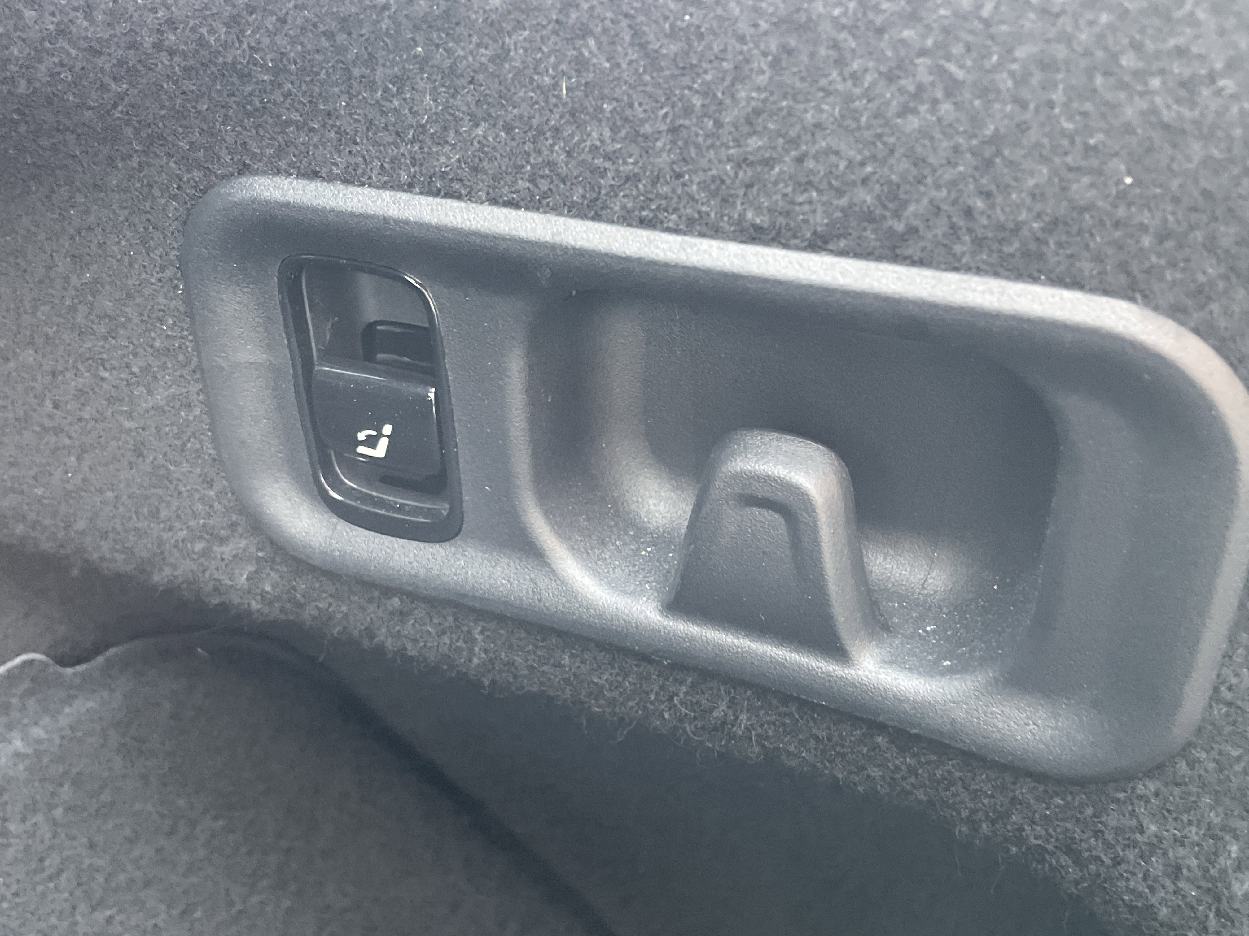 2025 Mercedes-Benz E 450 4MATIC Sedan