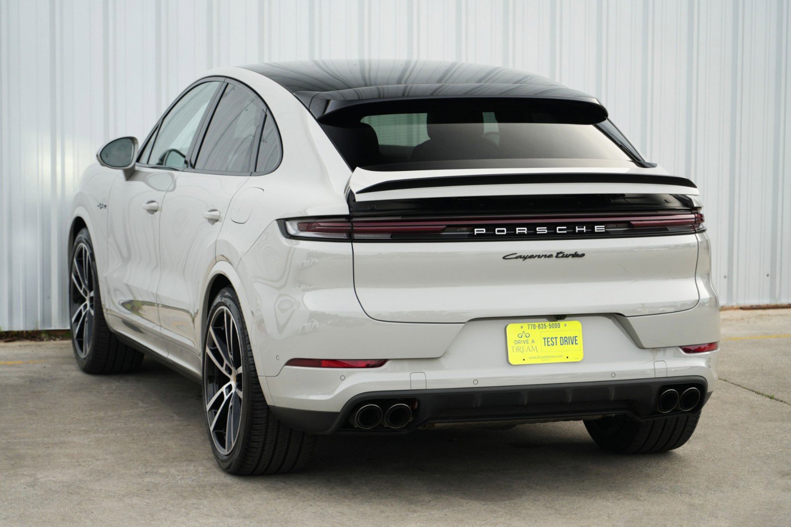 2024 Porsche Cayenne Turbo