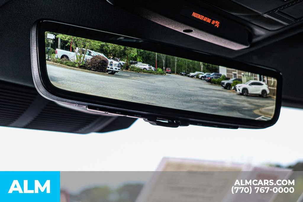 2022 Land Rover Defender 110 X-Dynamic SE