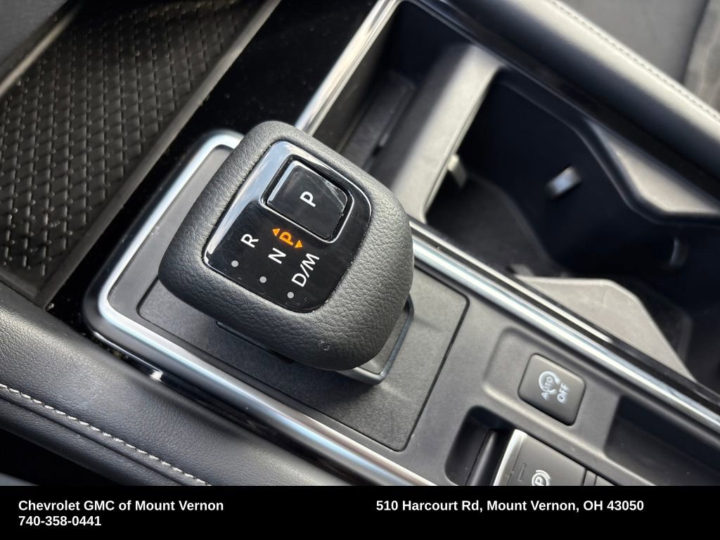 2023 Nissan Pathfinder SV