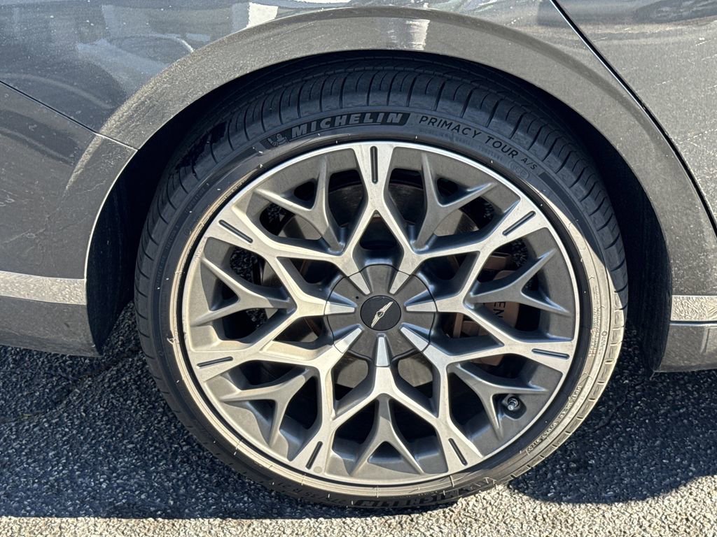 2025 Genesis G90 3.5T