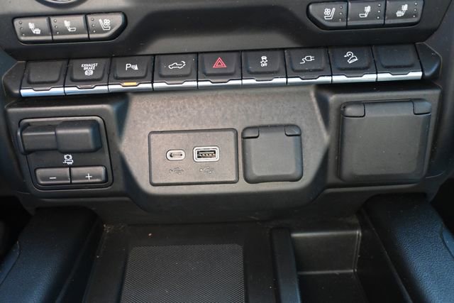 2022 GMC Sierra 3500 SLT