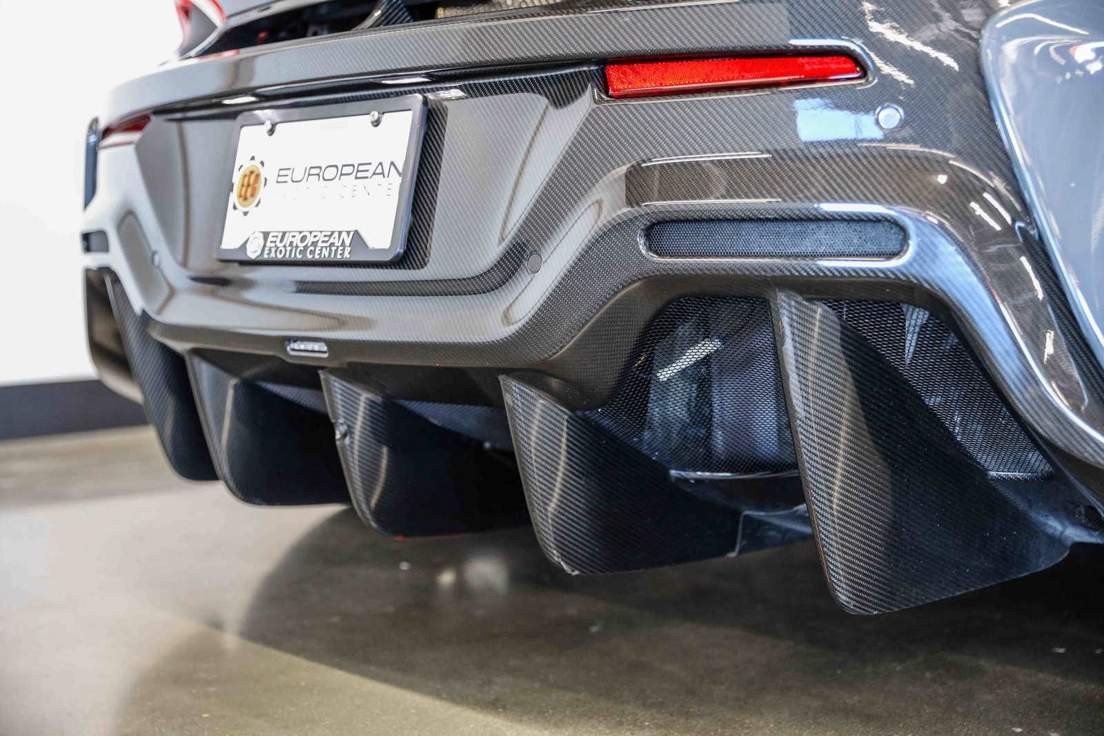 Used 2019 McLaren 600LT photo 30