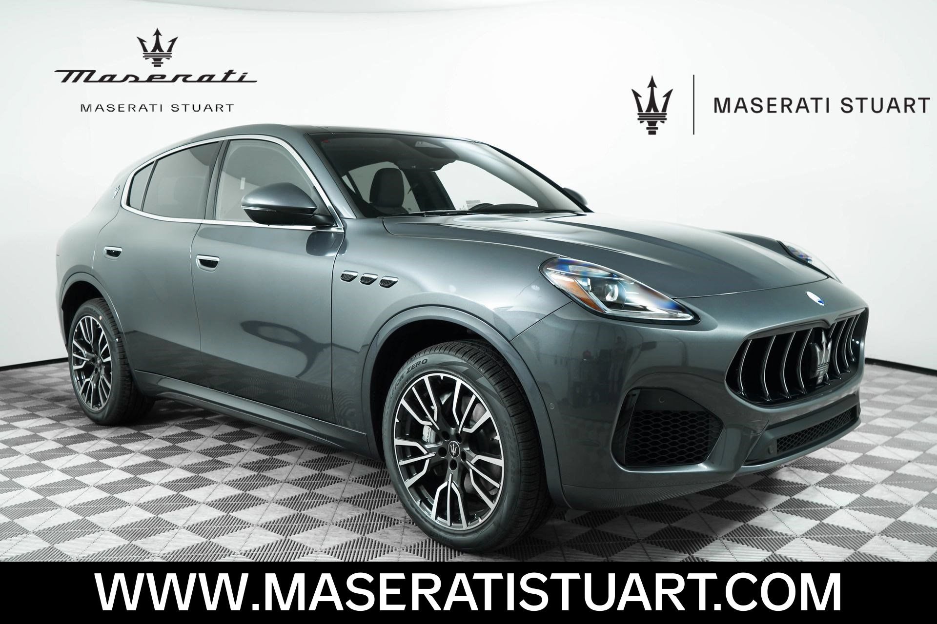 New 2025 Maserati Grecale GT