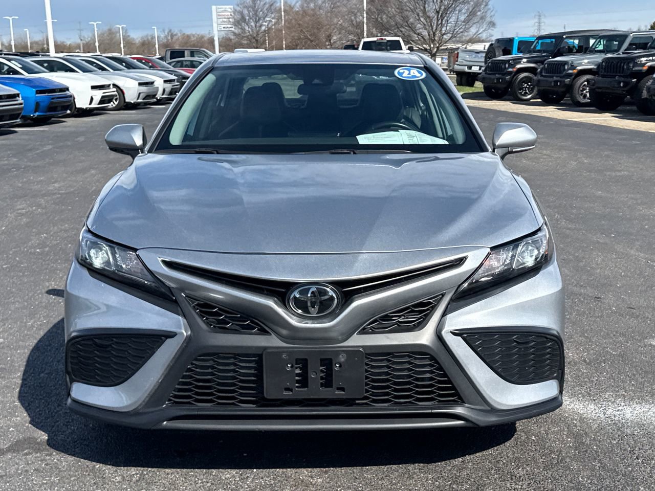 2024 Toyota Camry SE