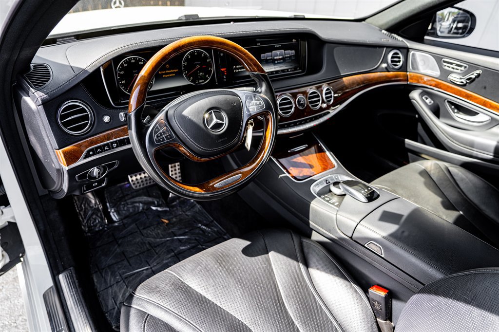 2015 Mercedes-Benz S 550 4MATIC Sedan