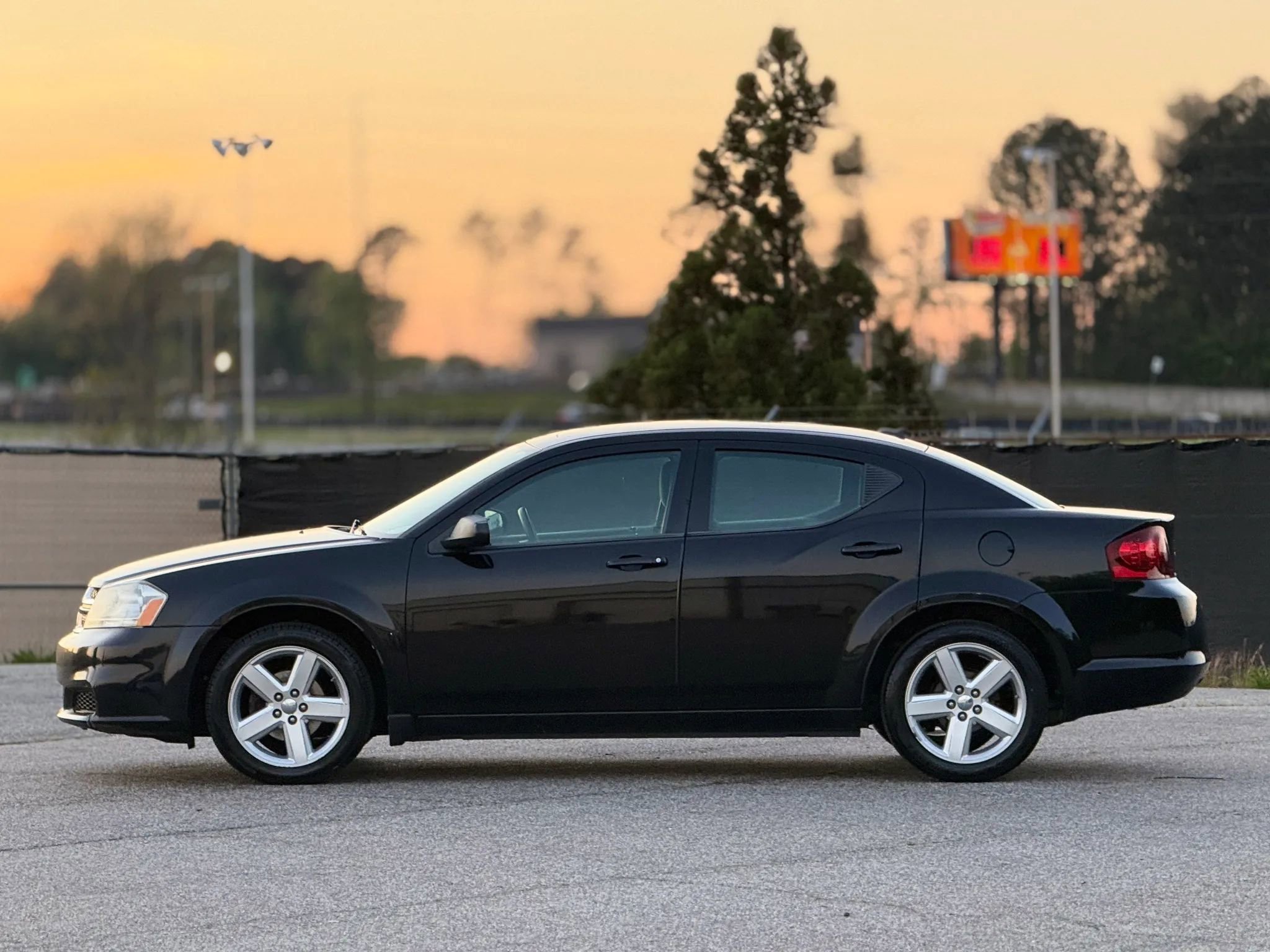2013 Dodge Avenger SE