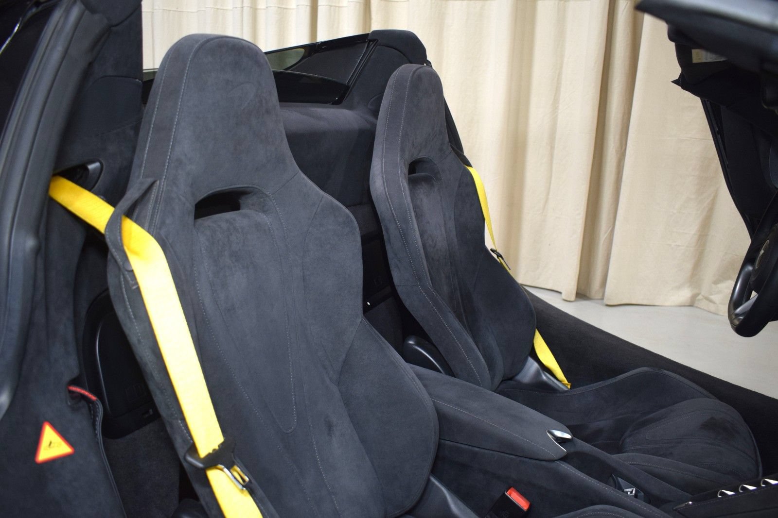 Used 2020 McLaren 720S Performance photo 20