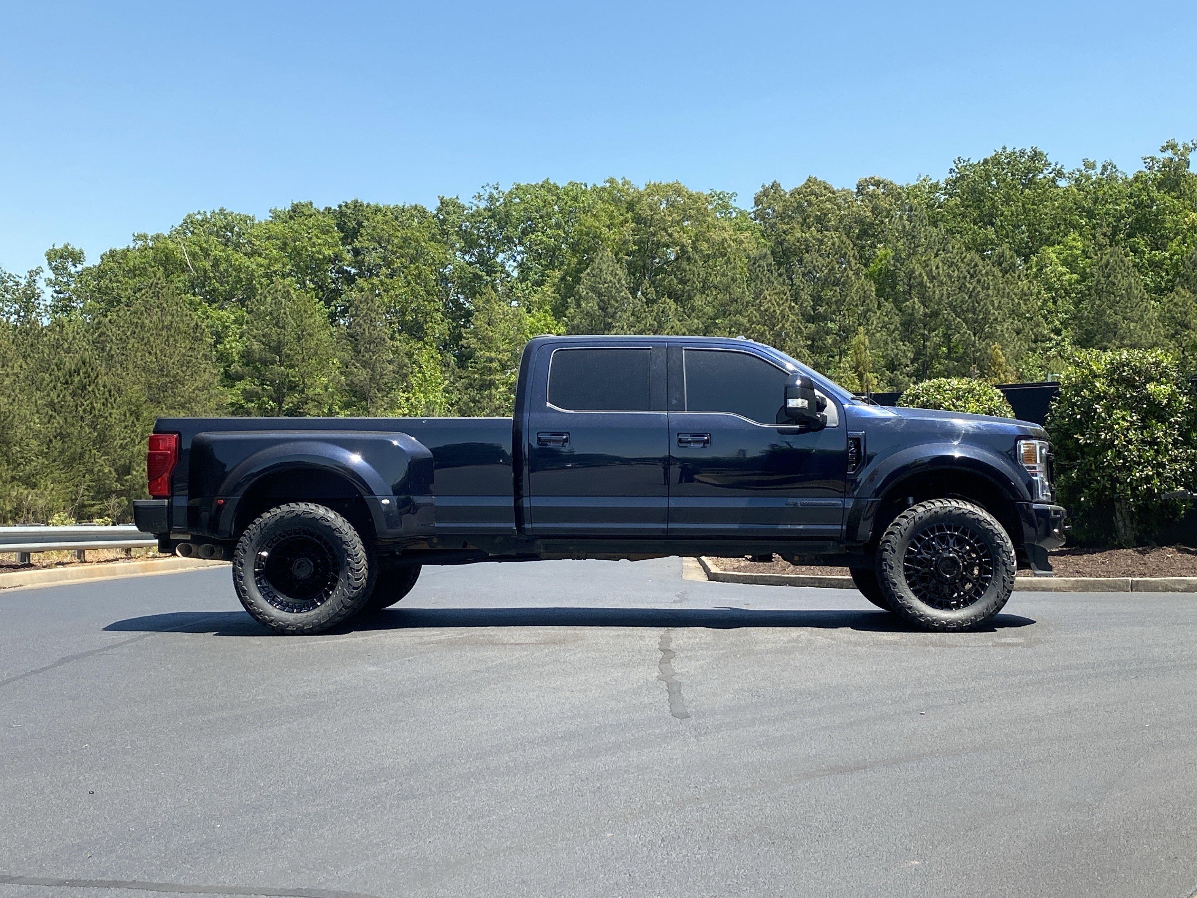 2022 Ford F450 Platinum