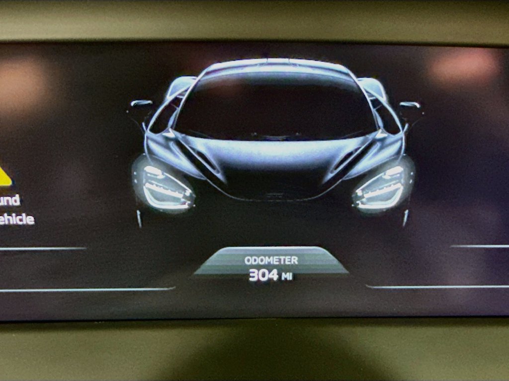 Used 2027 McLaren 750S Spider photo 12