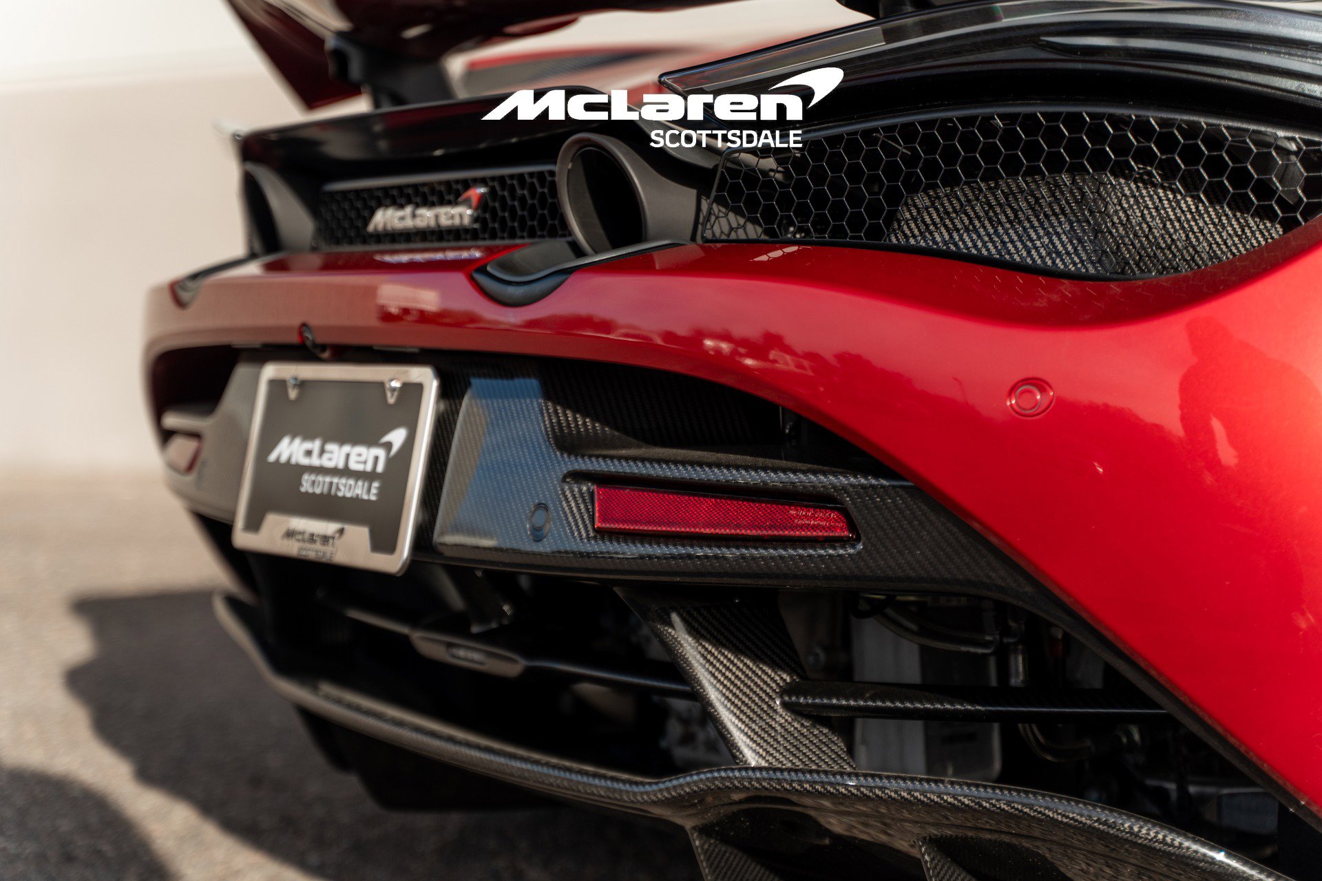 Used 2018 McLaren 720S Performance photo 22