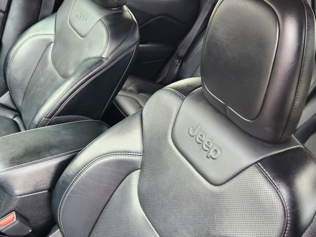 2022 Jeep Cherokee Latitude Lux