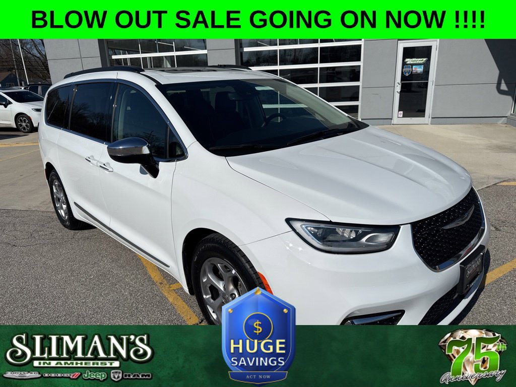 Used 2023 Chrysler Pacifica Limited