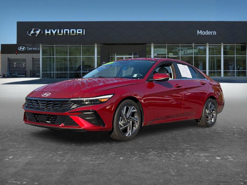 Certified 2025 Hyundai Elantra Limited
