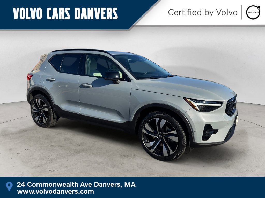 Certified 2024 Volvo XC40 B5 Ultimate w/ Climate Package